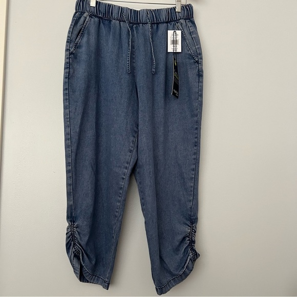 Royalty pull on ruched jeans NWT M - Picture 1 of 7